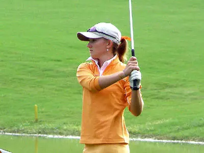 Women earn runner-up finish at Elkins Lake