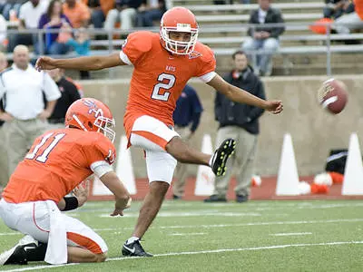 Kicker Miguel Antonio earns league Player of Week honor