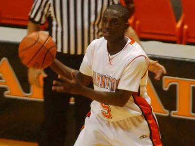Bearkats face Mavericks in Arlington Saturday