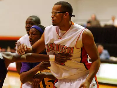 Gilberto Clavell earns third Player of Week honor