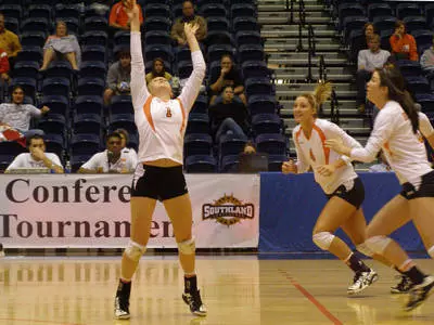 Volleyball upset by Nicholls at SLC tournament