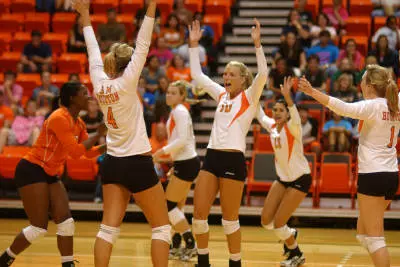 Volleyball to face Nicholls in SLC first round