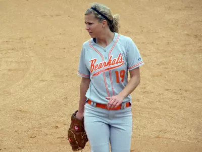 Softball plays at LSU Tiger Invitational