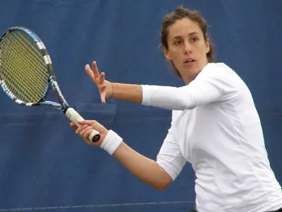 Women's tennis chalks up big wins in Waco