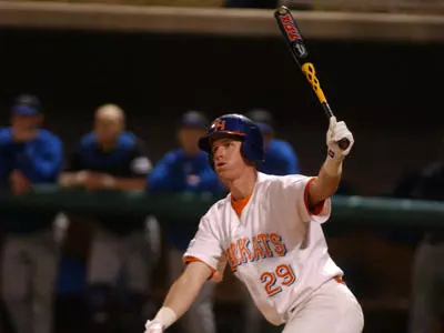 Baseball knocks off No. 15 Baylor 9-8