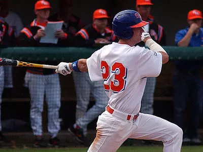 Bearkats run-rule Islanders 16-6