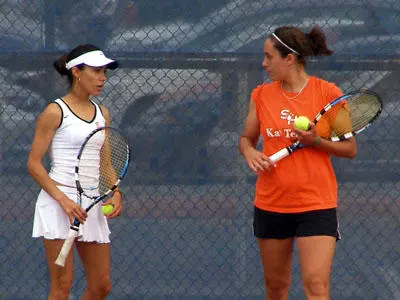 Tennis downs Islanders 4-3 Sunday