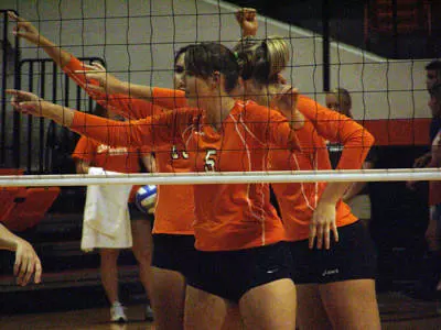 Volleyball sweeps Prairie View A&M in three