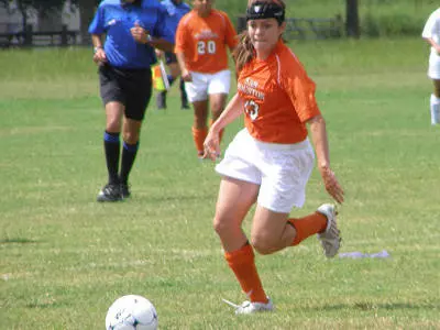 Soccer shuts out UTSA 2-0 Friday