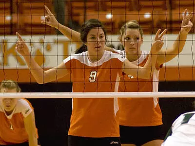 Volleyball travels to Prairie View Tuesday