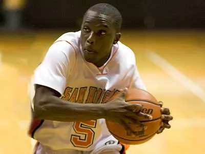 Men's basketball hosts Lamar Wednesday at 7 p.m.