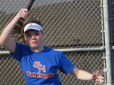 Western Michigan edges Kat tennis 4-3