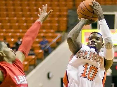 Allmond hits 24 as Kats blast Lamar 90-63