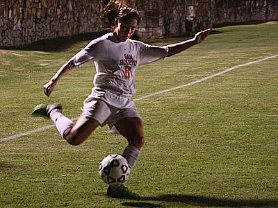 Soccer in fight for top spots in league race