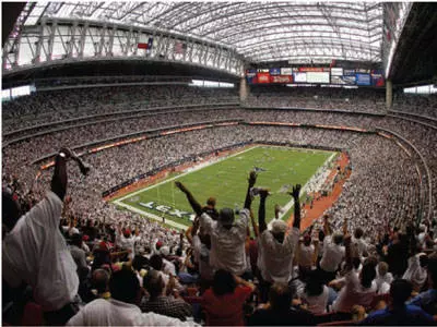 Former SHSU footballers invited to Reliant pregame ceremony