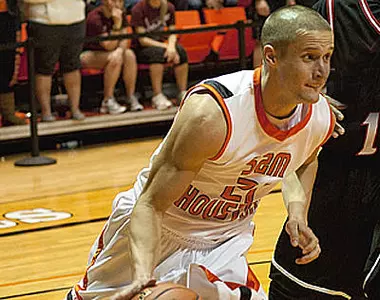 Men look to bounce back at Colorado State Saturday