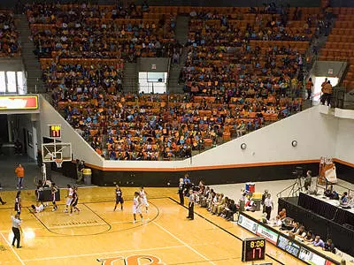 Pack the House sets new attendance record, Kats win 83-55