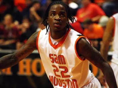 UTEP rallies for 74-65 win over SHSU