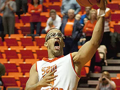 Clavell voted Southland men's basketball "Player of the Week"