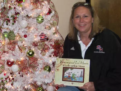 COACH FINDS OUTLET IN ILLUSTRATIONS