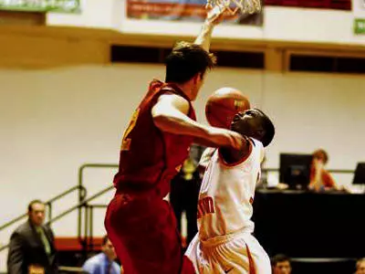 Hooten sees UH game Saturday as opportunity