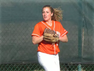Texas State sweeps softball doubleheader Saturday