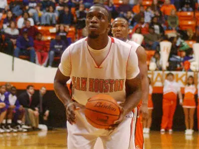Men's basketball opens preseason camp this weekend