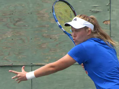 Tennis wins 4-3 over McNeese State