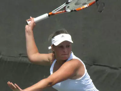 Lamar downs Kats 4-1 at Corpus Christi