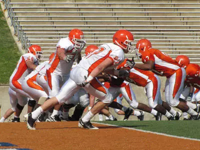 Offense looks to improve in Saturday's scrimmage