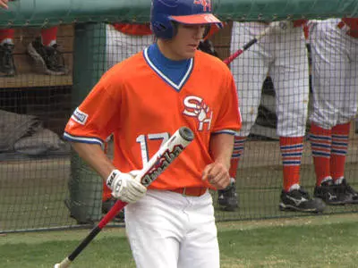 Lamar upends Kats 5-2 in first game of baseball series