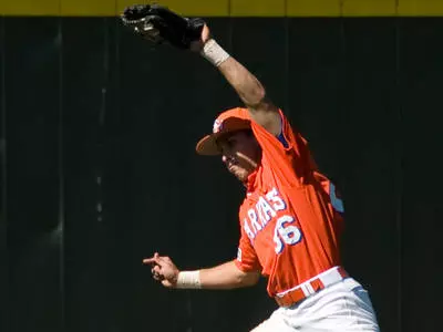 Kats manhandle Islanders 16-4 in baseball finale