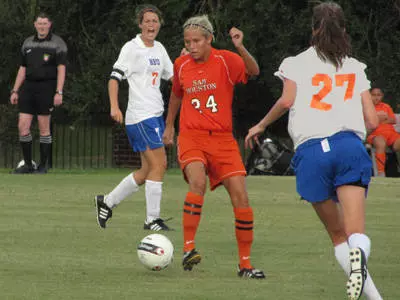 Late goal sinks soccer 1-0 in opener