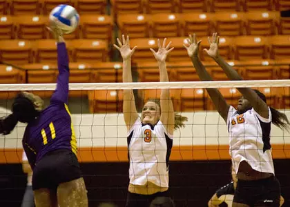 Bearkat win two in Comfort Suites volleyball
