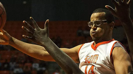 Clavell named player of the week