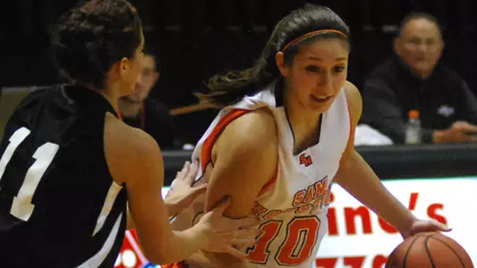 Women host Central Arkansas