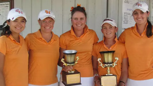 Women's golf collects trophies