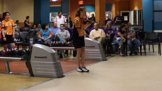 Bowlers open season with SFA Saturday