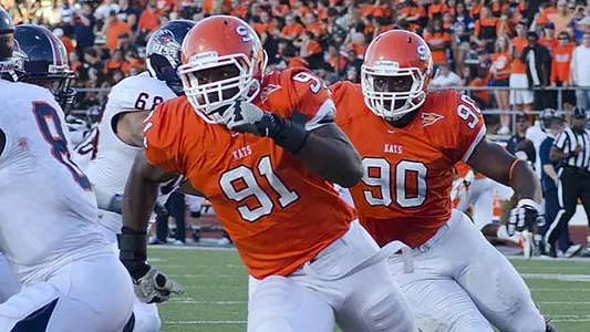 Football Moves Up To No. 11 in Poll
