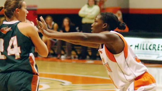 Bearkats 64 UT-Pan American 56