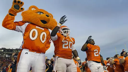 Bearkats into the semifinals