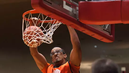 Gilberto Clavell Signs to Play in Israel