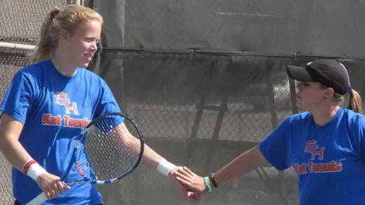 Tennis wins 4-3 Sunday