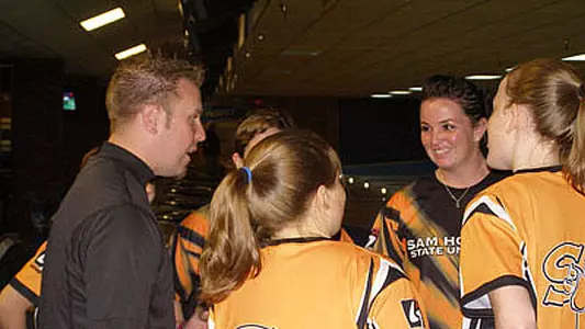 Bowling moves up to No. 9 ranking