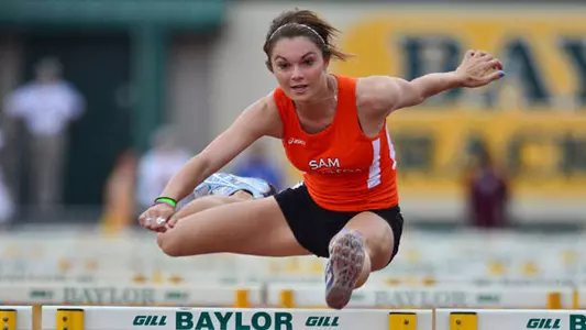 Starr win highlights indoor meet