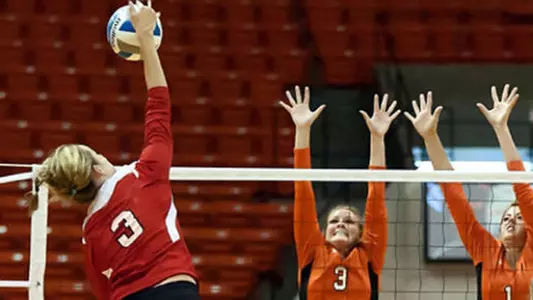 Cincinnati ends Bearkat win streak