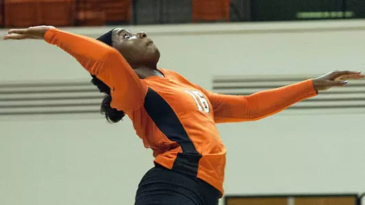 Sam Houston 9-1 after 4-set victory