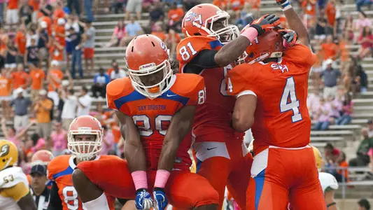 Football jumps to No. 3 in polls