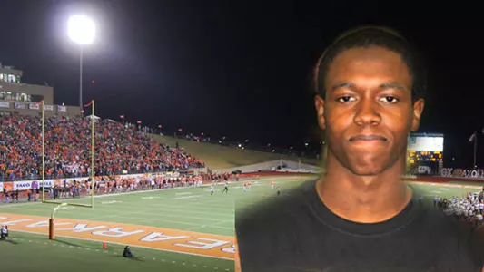 Kats sign second QB