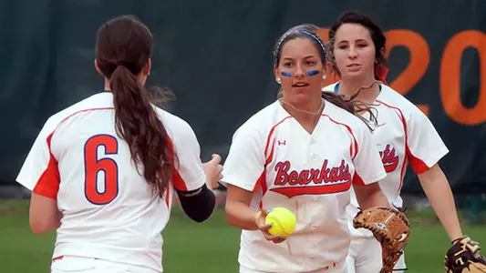 Softball Team Heads To Mississippi